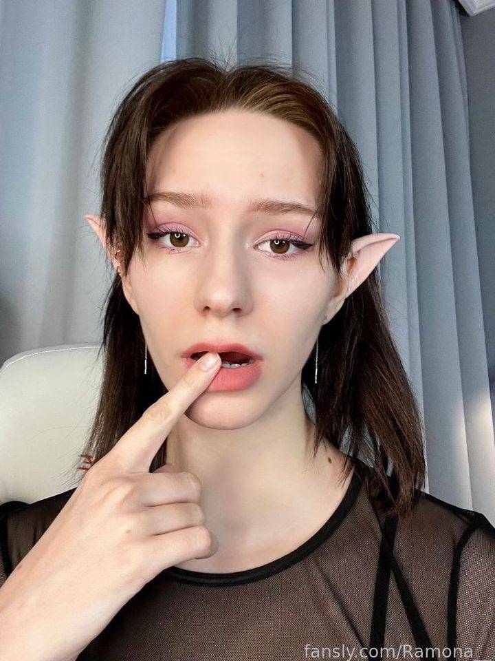 fansly Ramona__ profile photo. Ramona__ 33