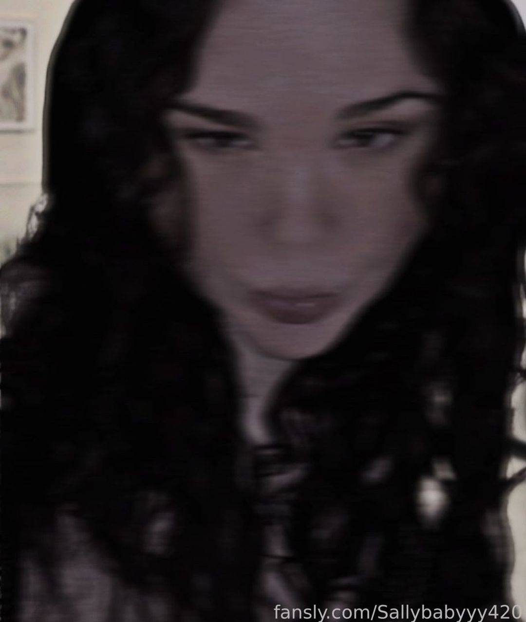 fansly Sally  profile photo. Sally  21