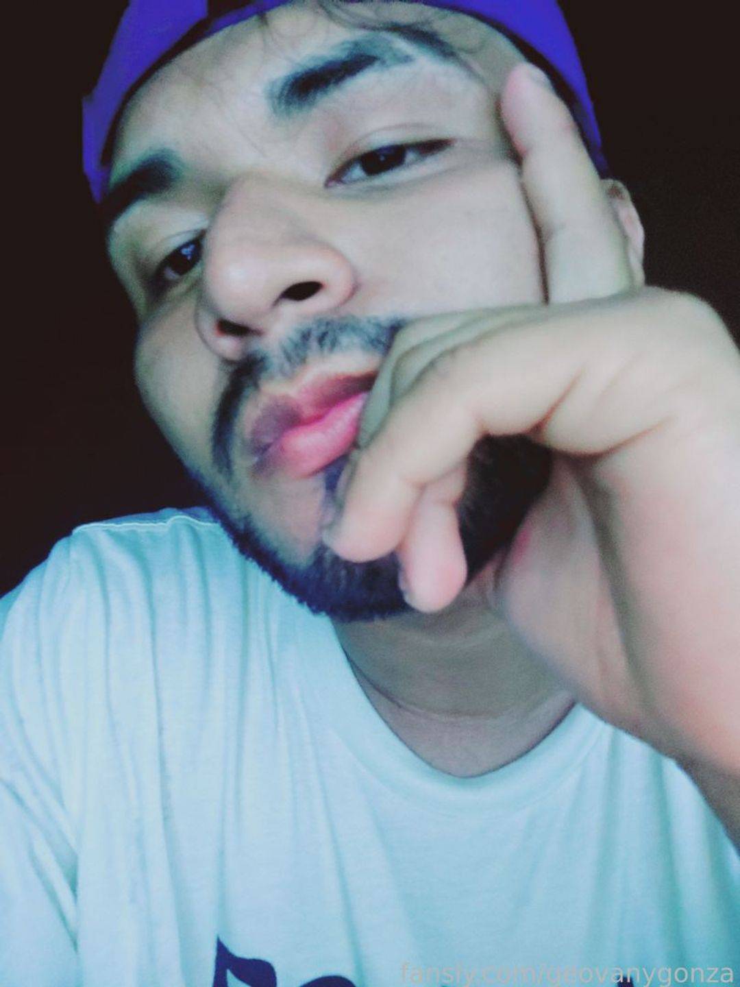 fansly geovanygonza profile photo. geovanygonza 29