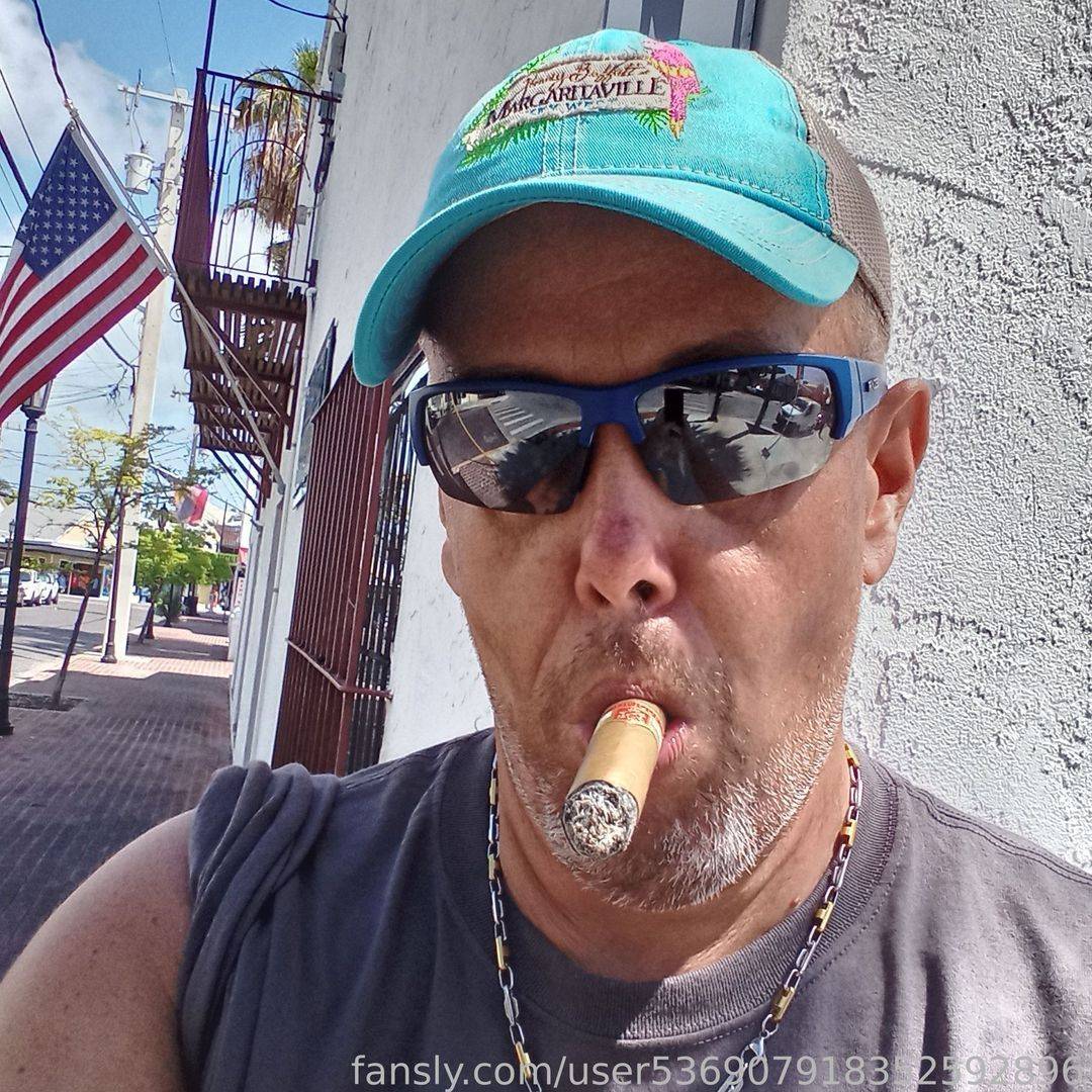 fansly Mr. F  profile photo. Mr. F  17