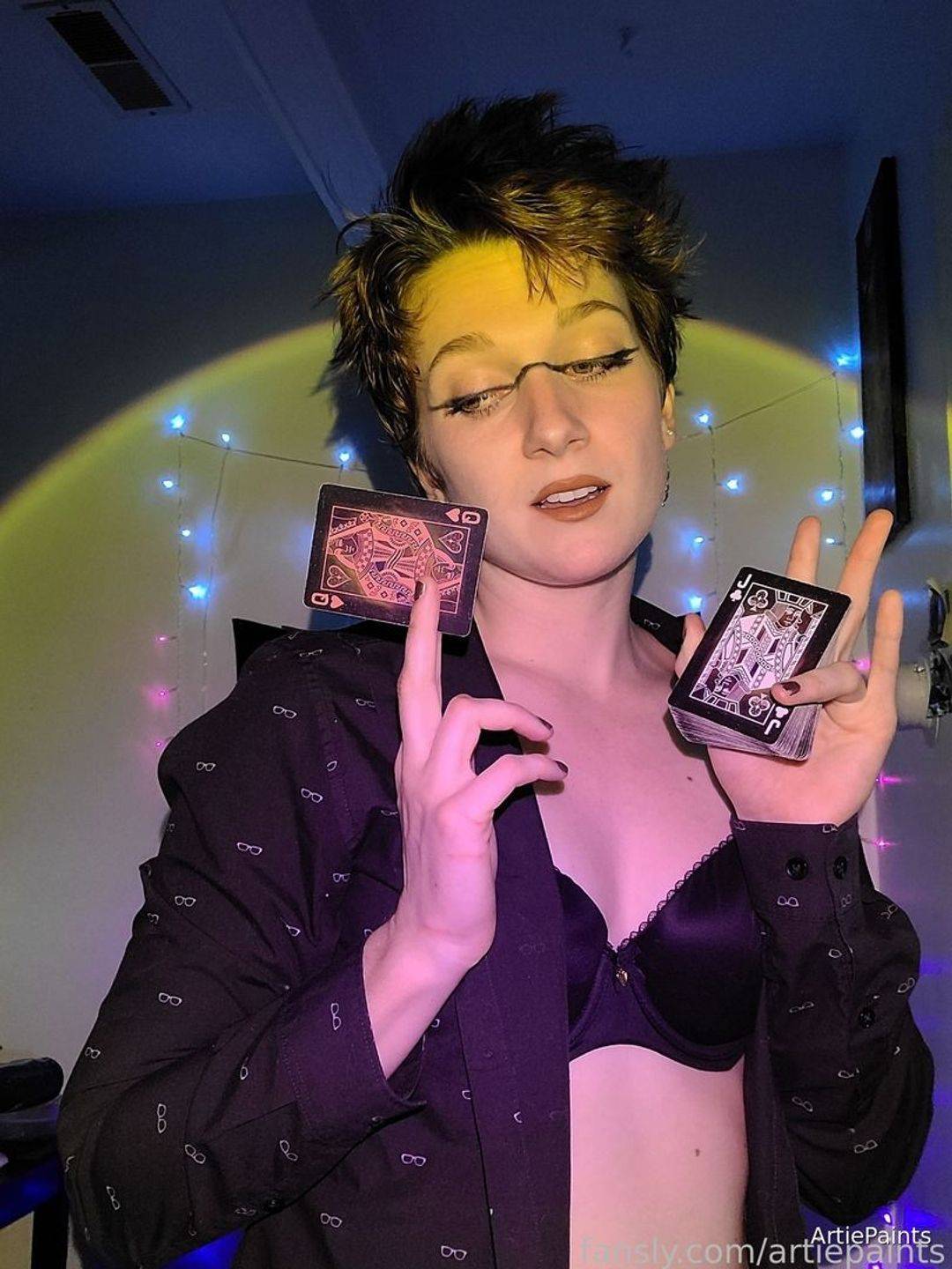 fansly artiepaints profile photo. artiepaints 8