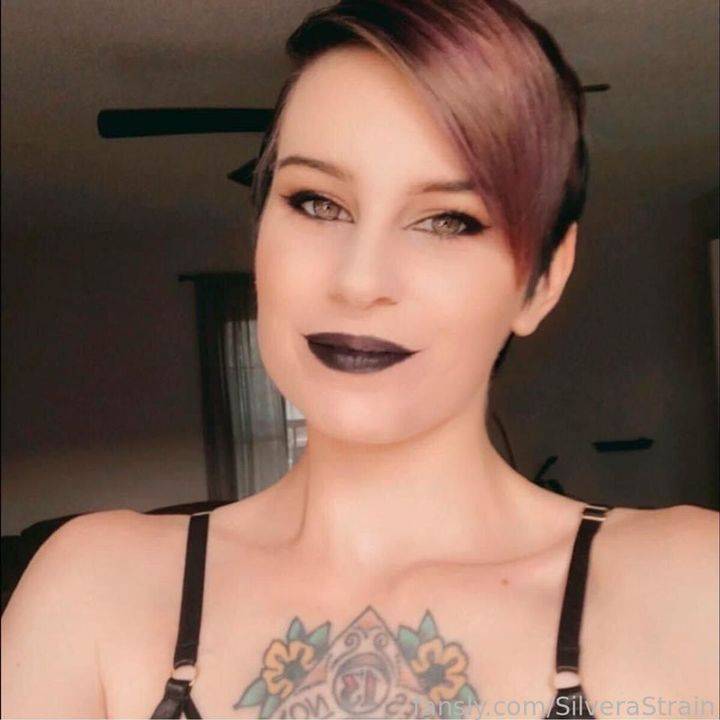 fansly SilveraStrain profile photo. SilveraStrain 7