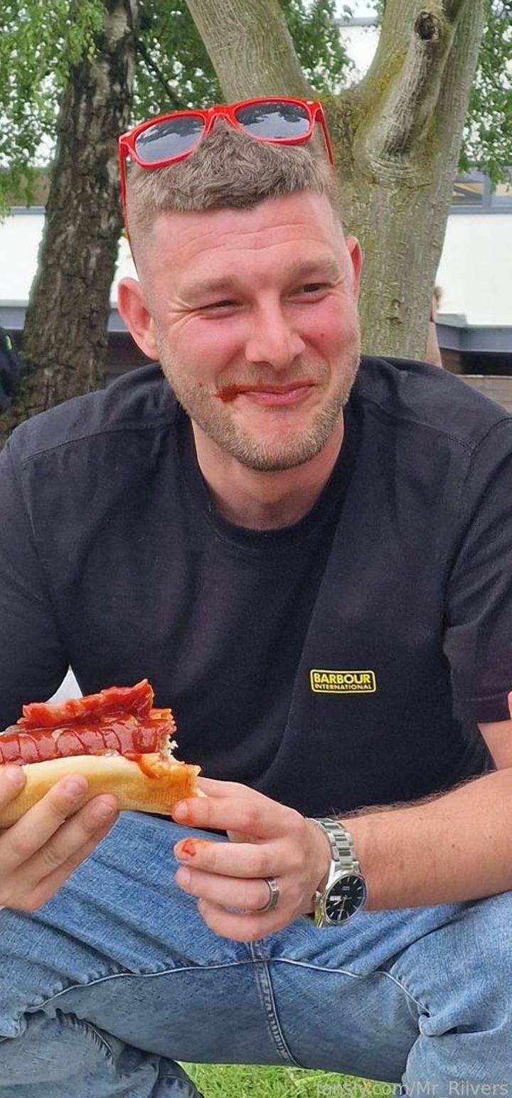 fansly Mr_Riivers profile photo. Mr_Riivers 1