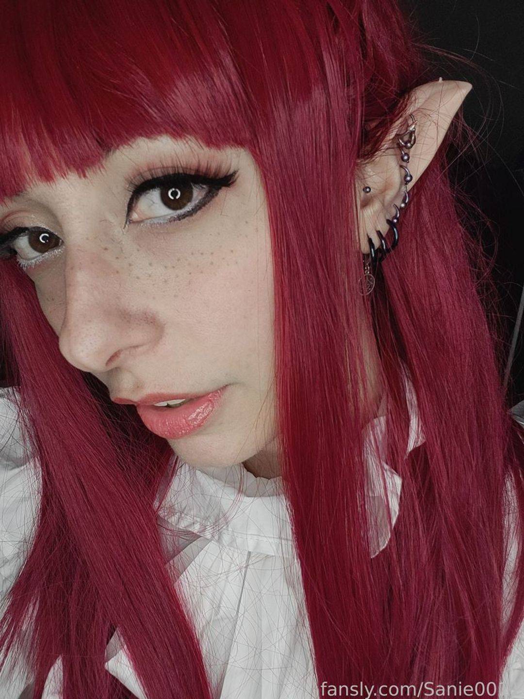 fansly Sanie profile photo. Sanie 35