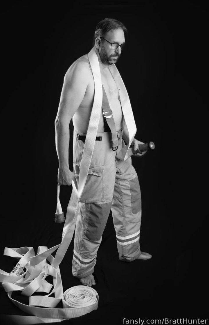 fansly BrattHunter profile photo. BrattHunter 17