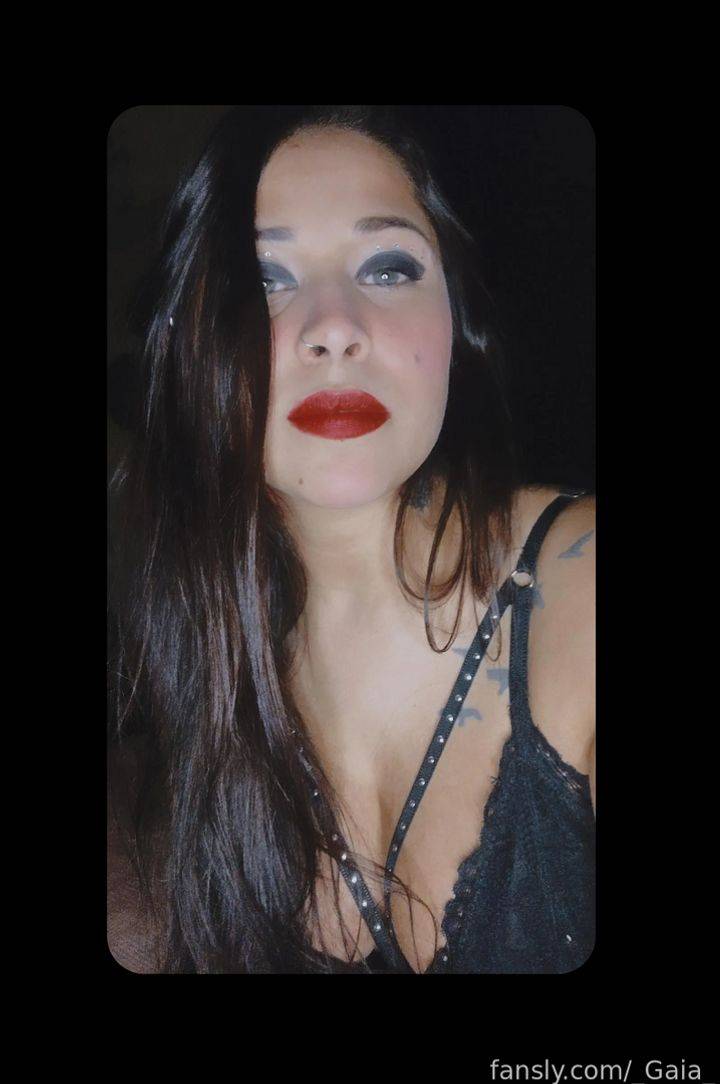 fansly Tattoo Girl❤️‍🔥 profile photo. Tattoo Girl❤️‍🔥 2