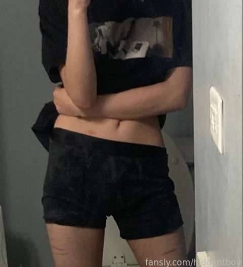 fansly hiddentboy profile photo. hiddentboy 11