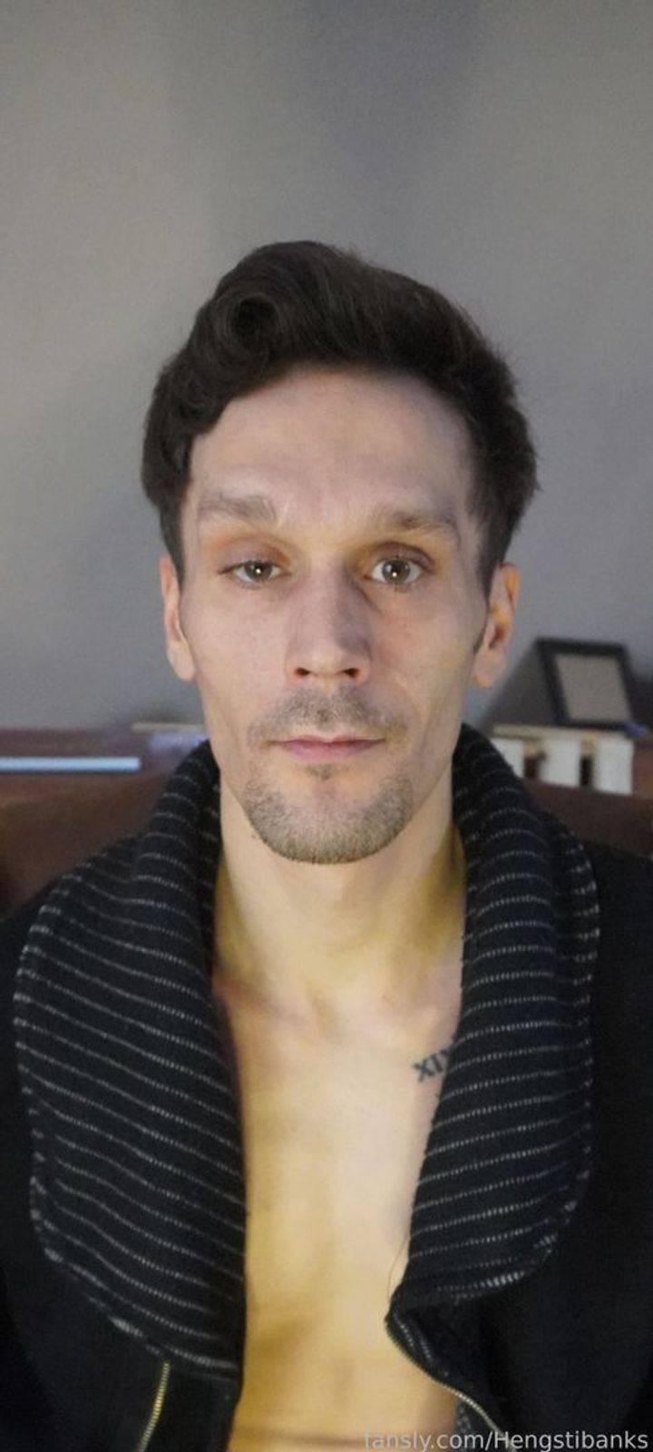 fansly Hengstibancks profile photo. Hengstibancks 32