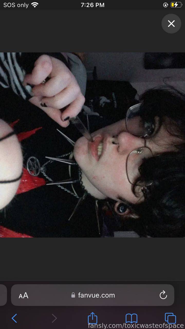 fansly toxicwasteofspace profile photo. toxicwasteofspace 7