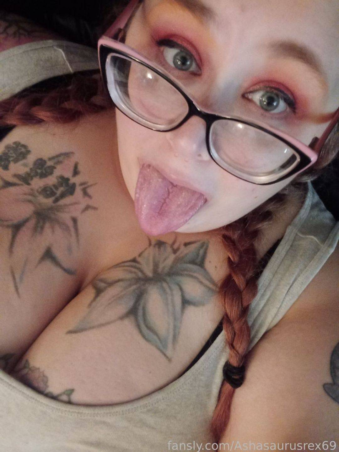 fansly Ash profile photo. Ash 23
