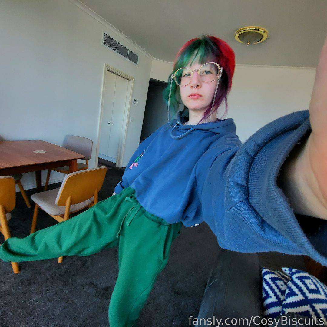 fansly Sweet Tooth Devil profile photo. Sweet Tooth Devil 38