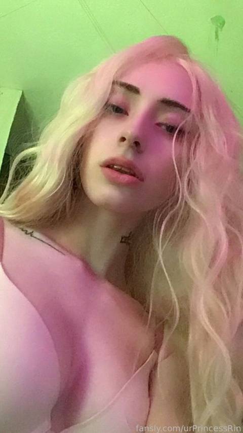 fansly urPrincessRin profile photo. urPrincessRin 18