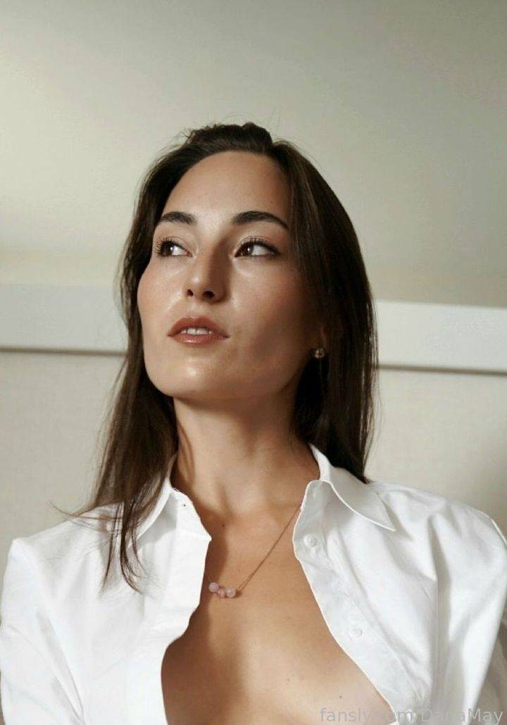 fansly Dana May profile photo. Dana May 18