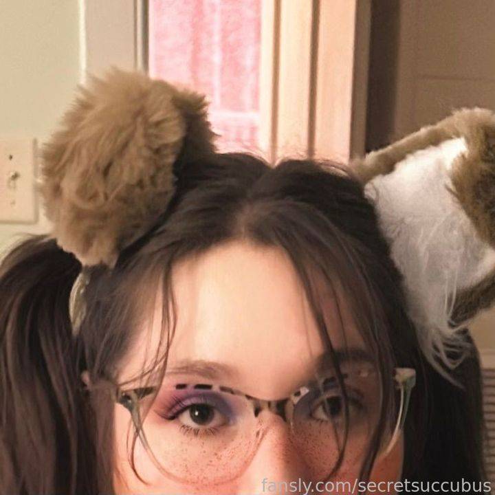 fansly jules ☁️🌜 profile photo. jules ☁️🌜 8