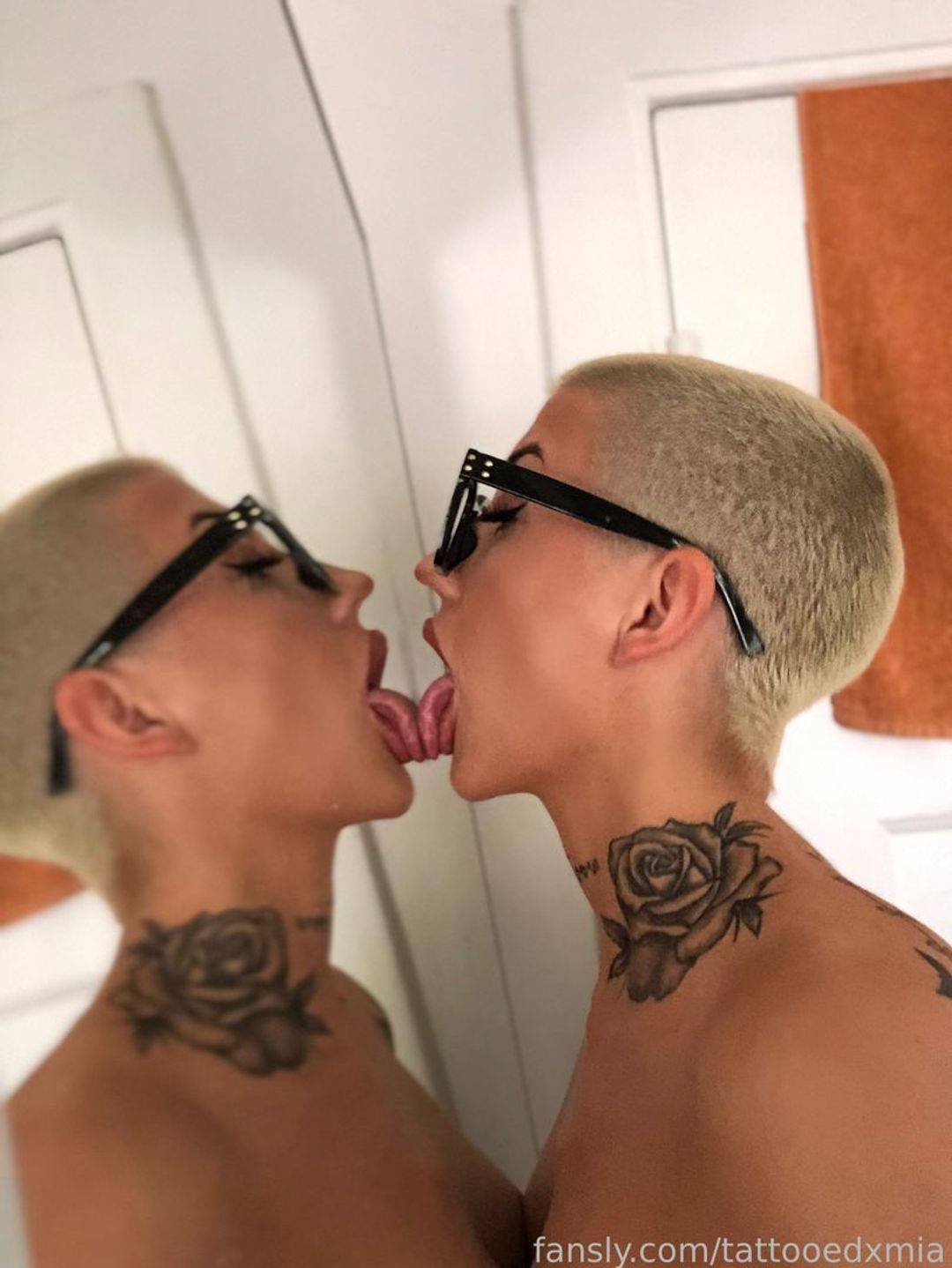 fansly tattooedxmia profile photo. tattooedxmia 32