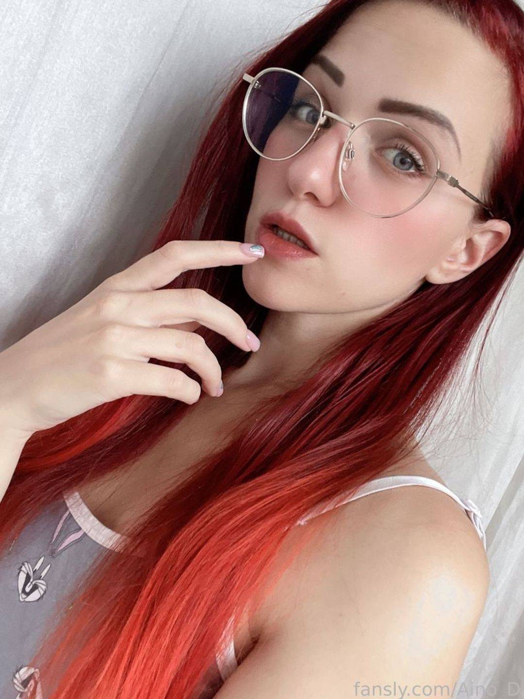 fansly Aino profile photo. Aino 17