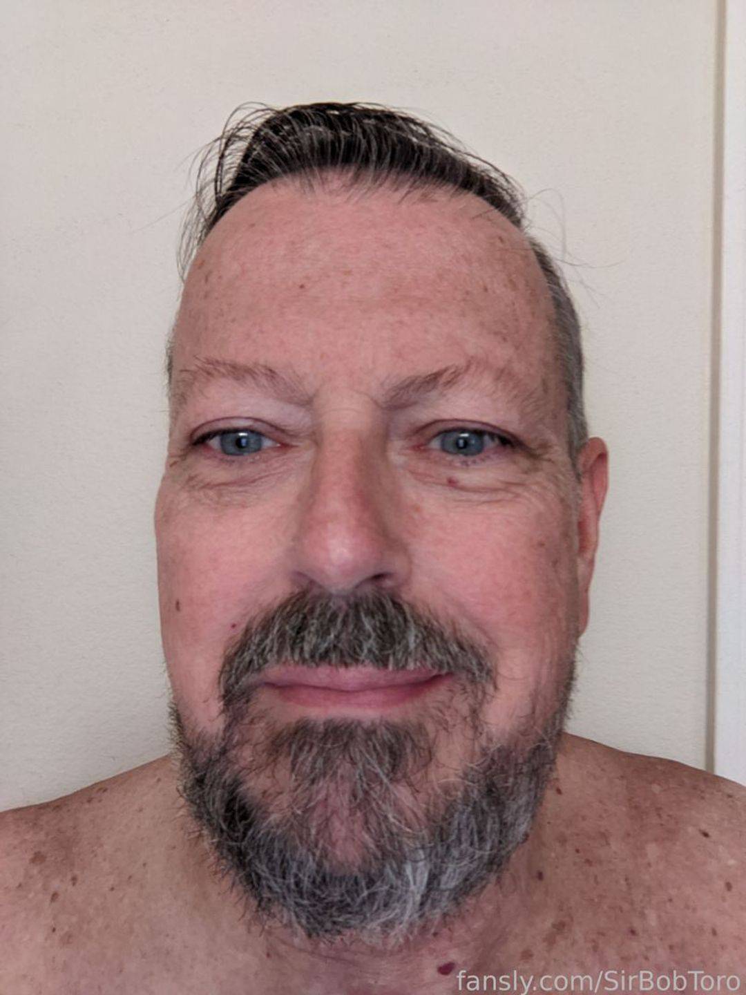 fansly El Toro profile photo. El Toro 11