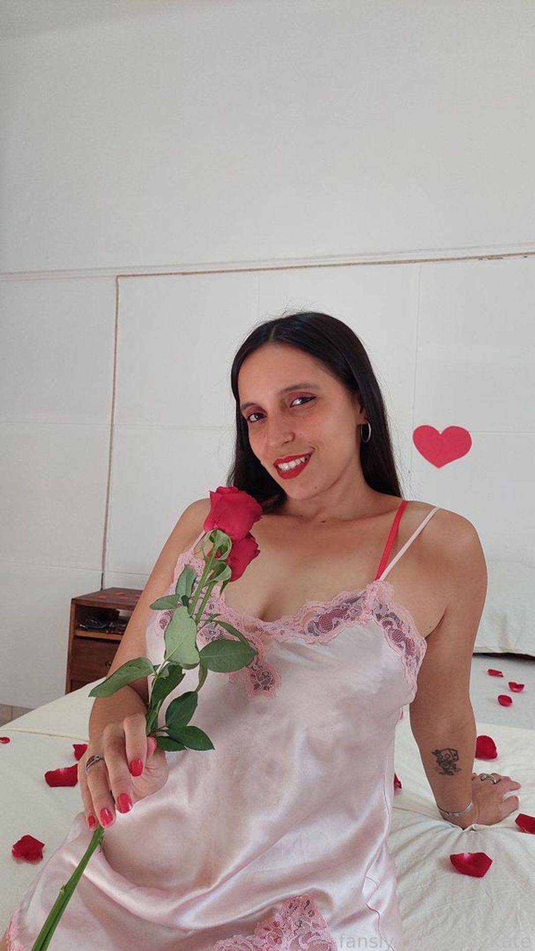 fansly Venus Rogue 💋 profile photo. Venus Rogue 💋 19