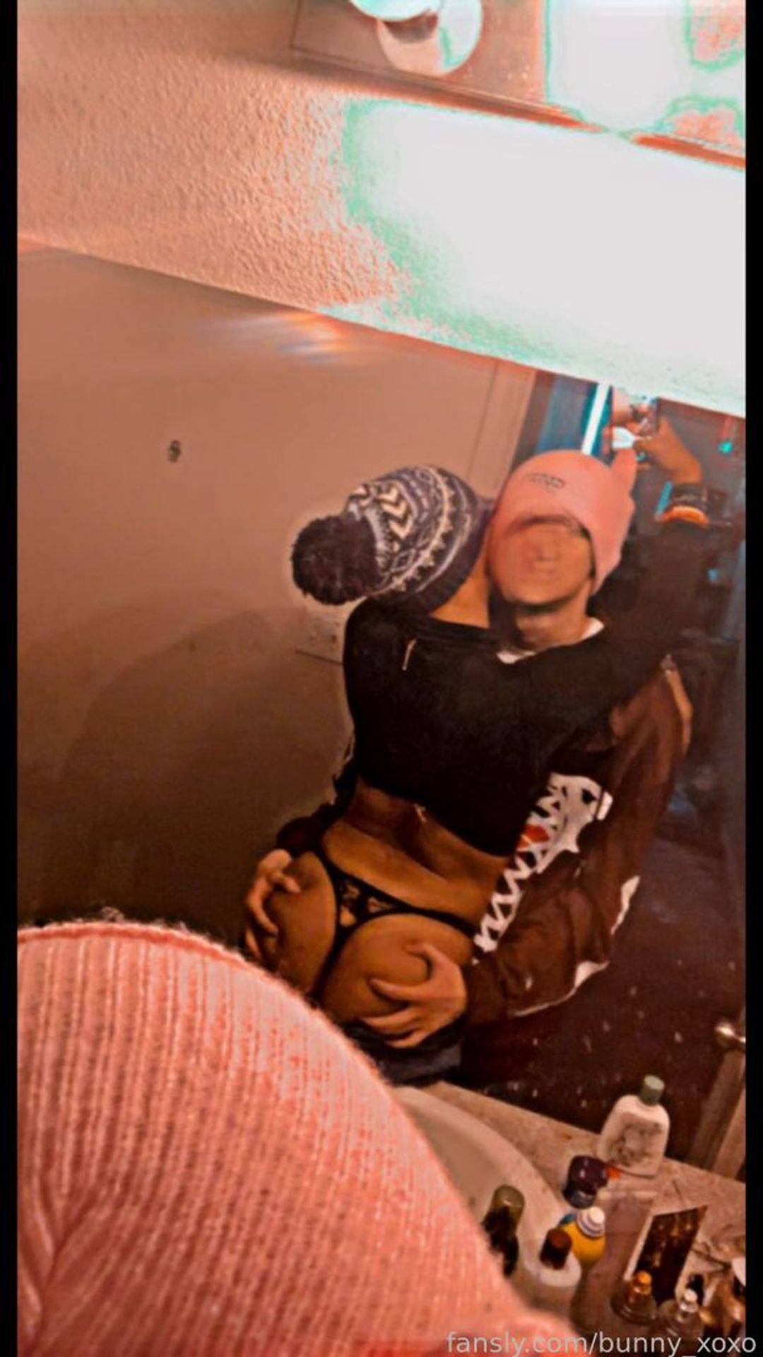 fansly bunny profile photo. bunny 27