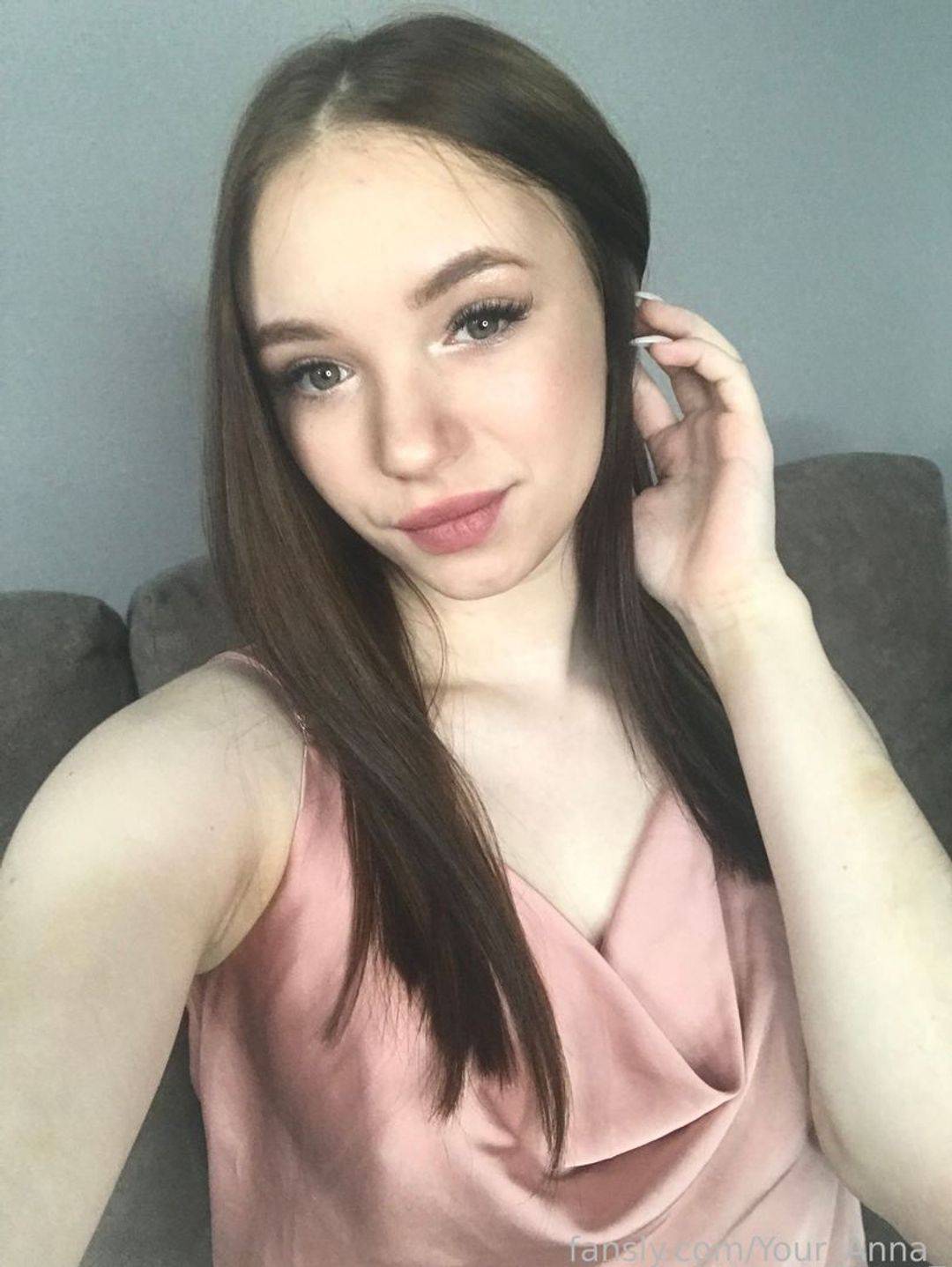 fansly Your_Anna_ profile photo. Your_Anna_ 24