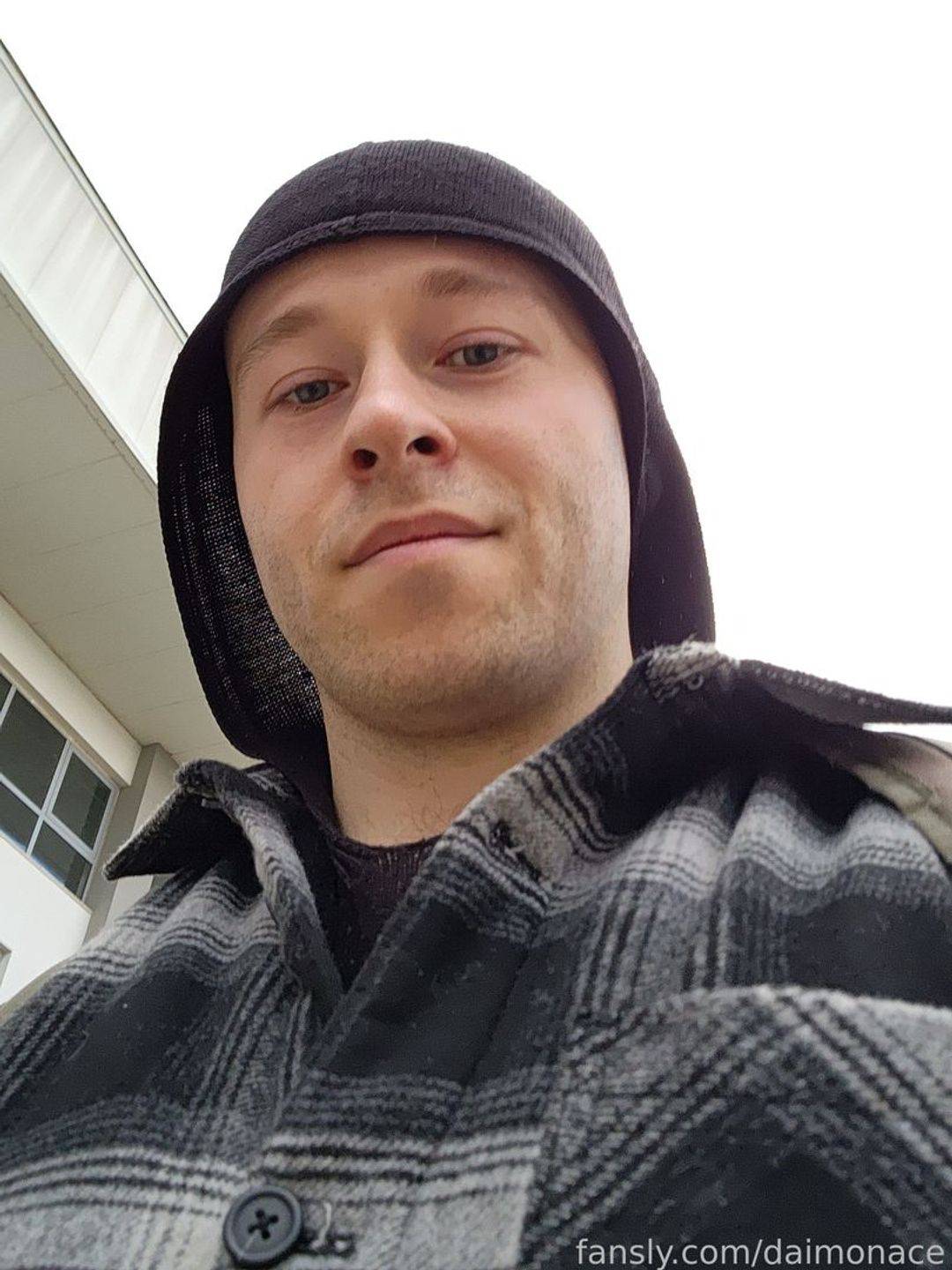 fansly daimonace profile photo. daimonace 18