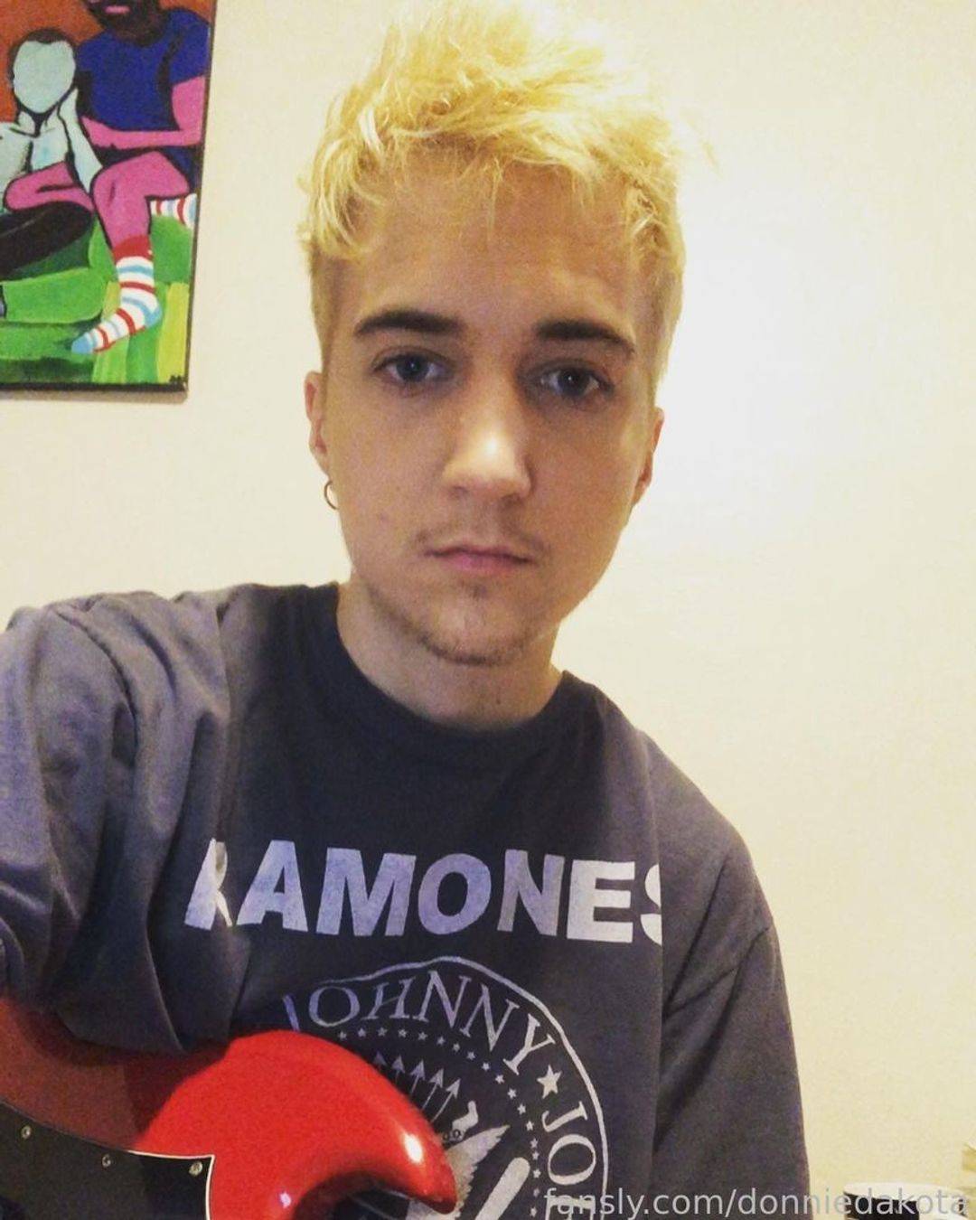 fansly donniedakota profile photo. donniedakota 33