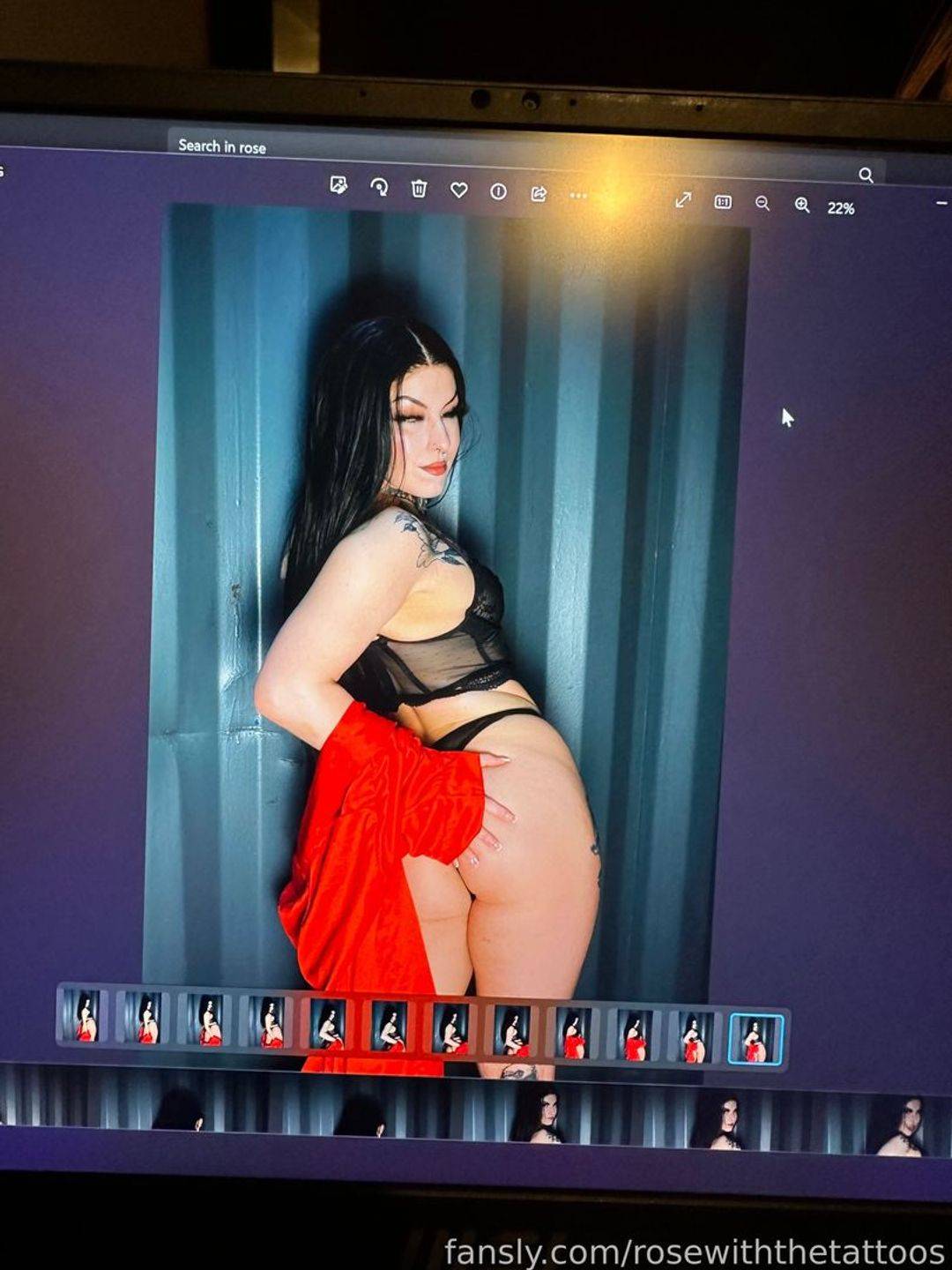 fansly Rose profile photo. Rose 23