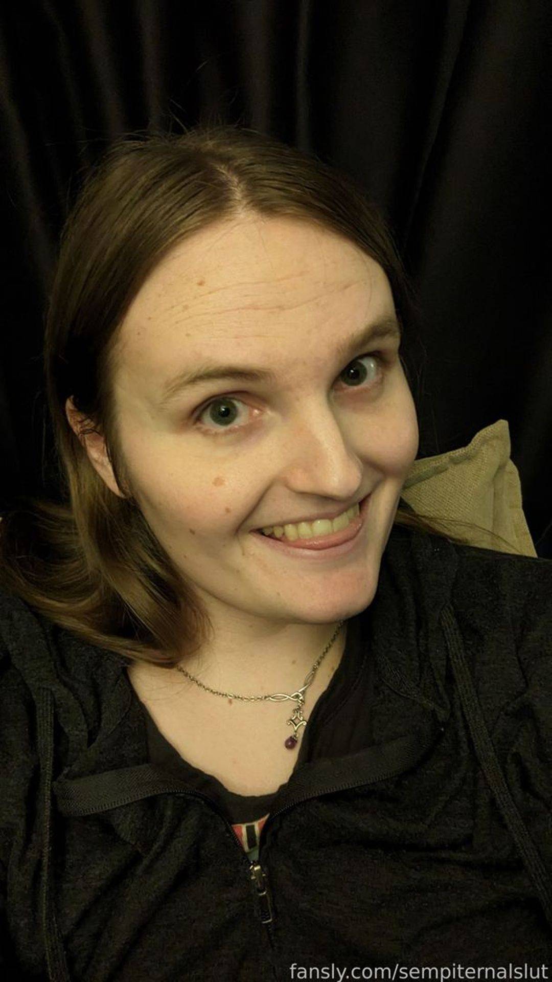 fansly Eve profile photo. Eve 26