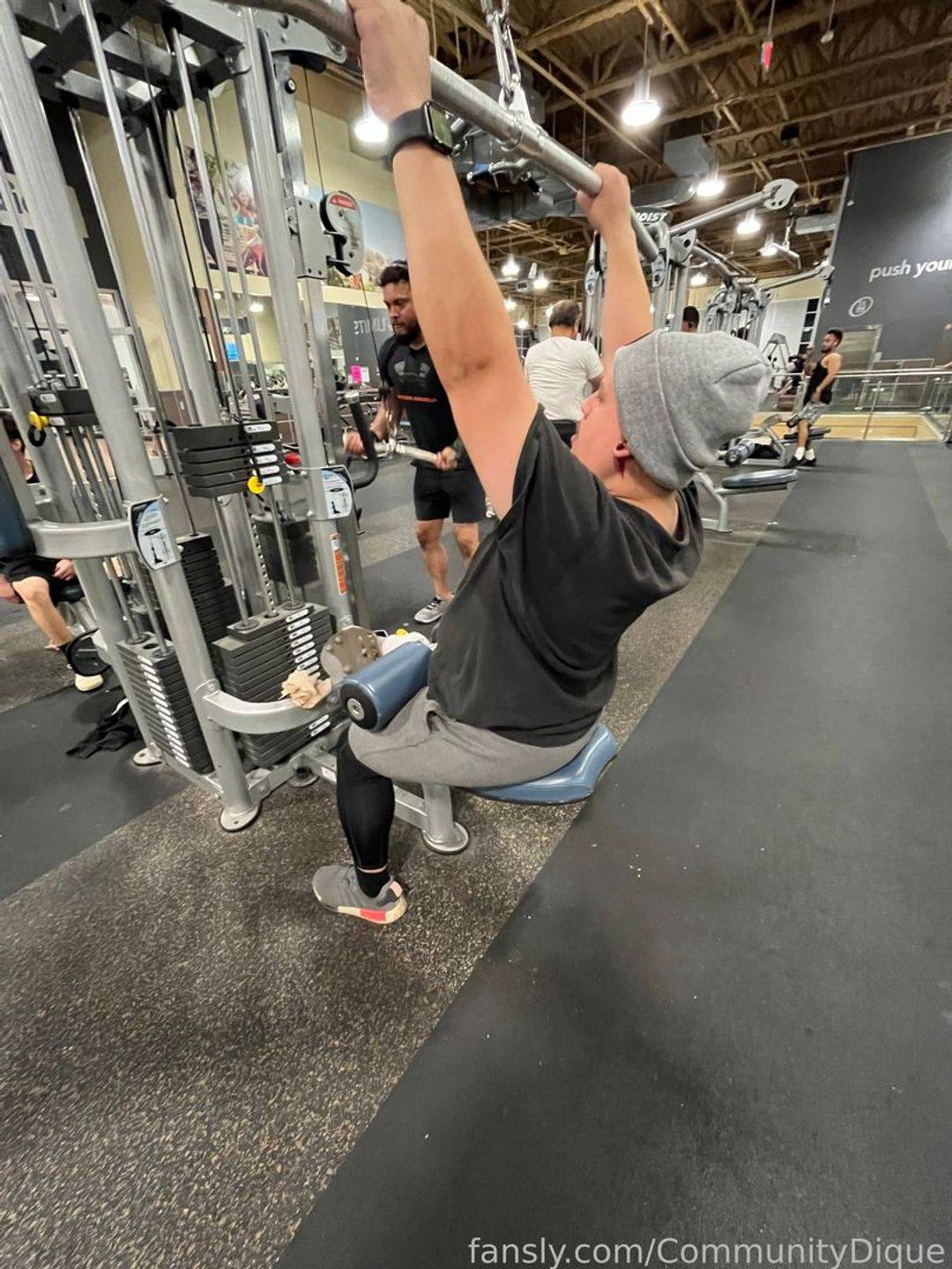 fansly CommunityDique profile photo. CommunityDique 11