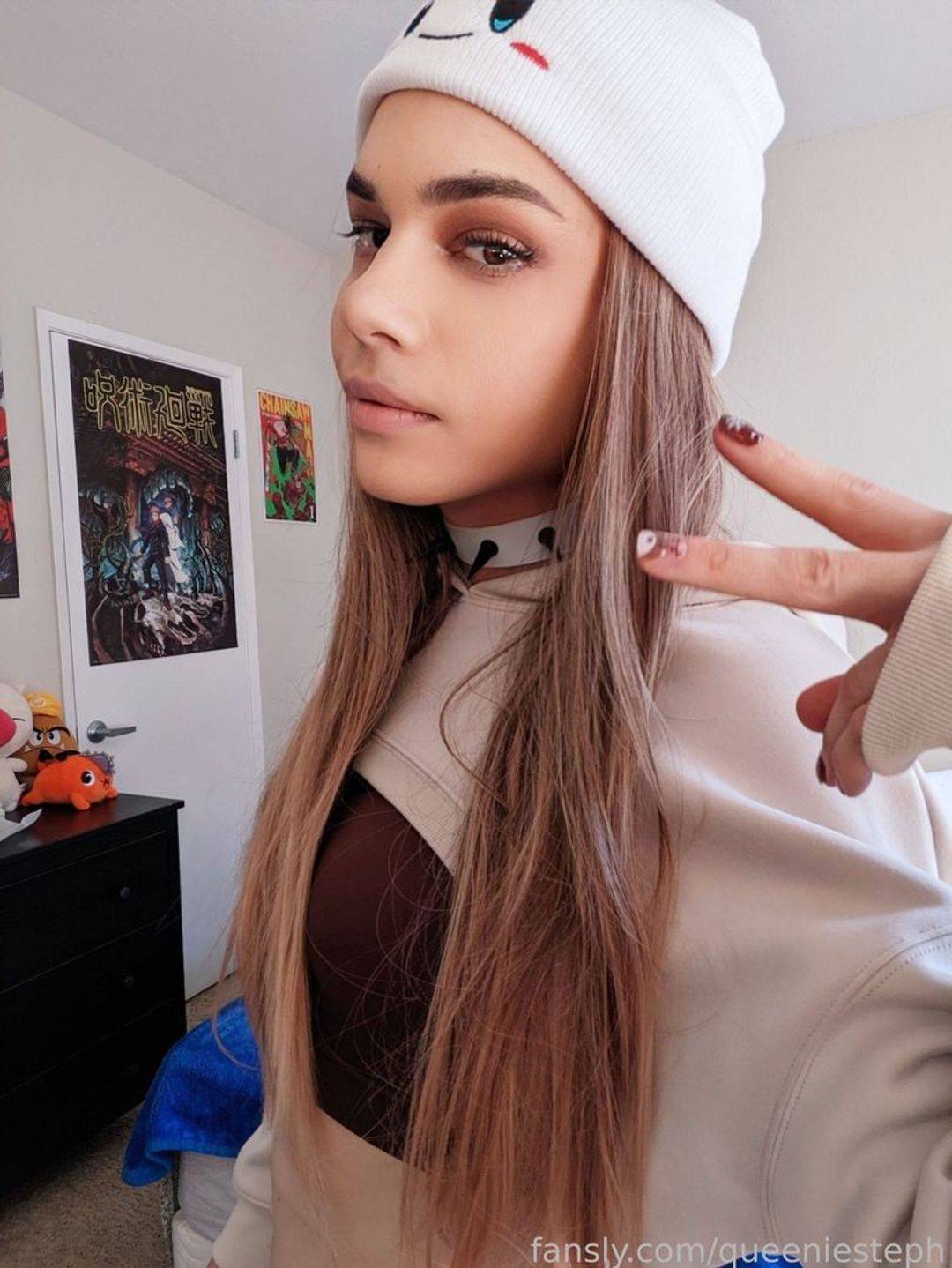 fansly Queenie Steph profile photo. Queenie Steph 33