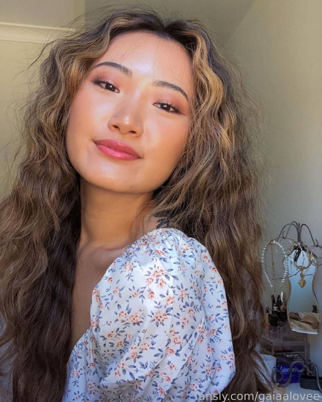 fansly gaiaalovee profile photo. gaiaalovee 33