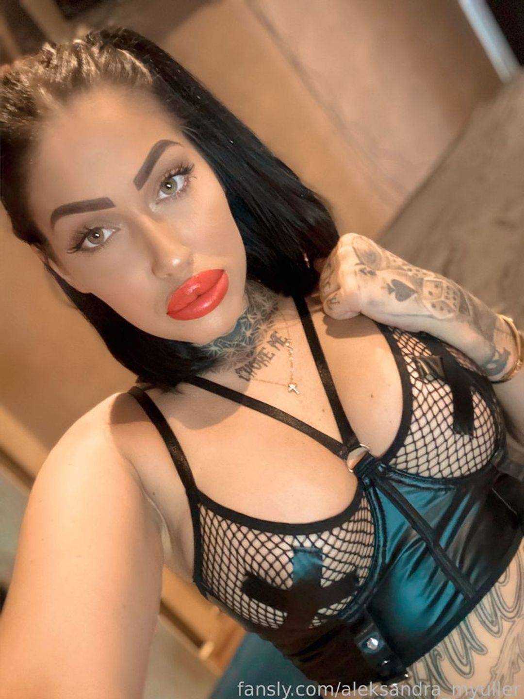 fansly aleksandra_myuller profile photo. aleksandra_myuller 8