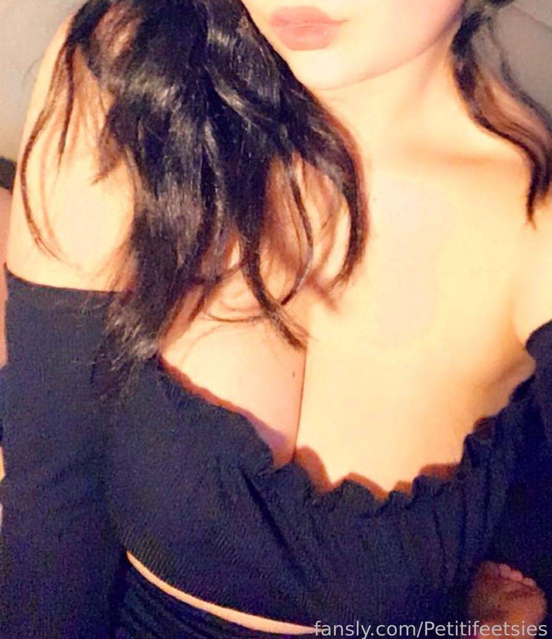 fansly Petitifeetsies profile photo. Petitifeetsies 2