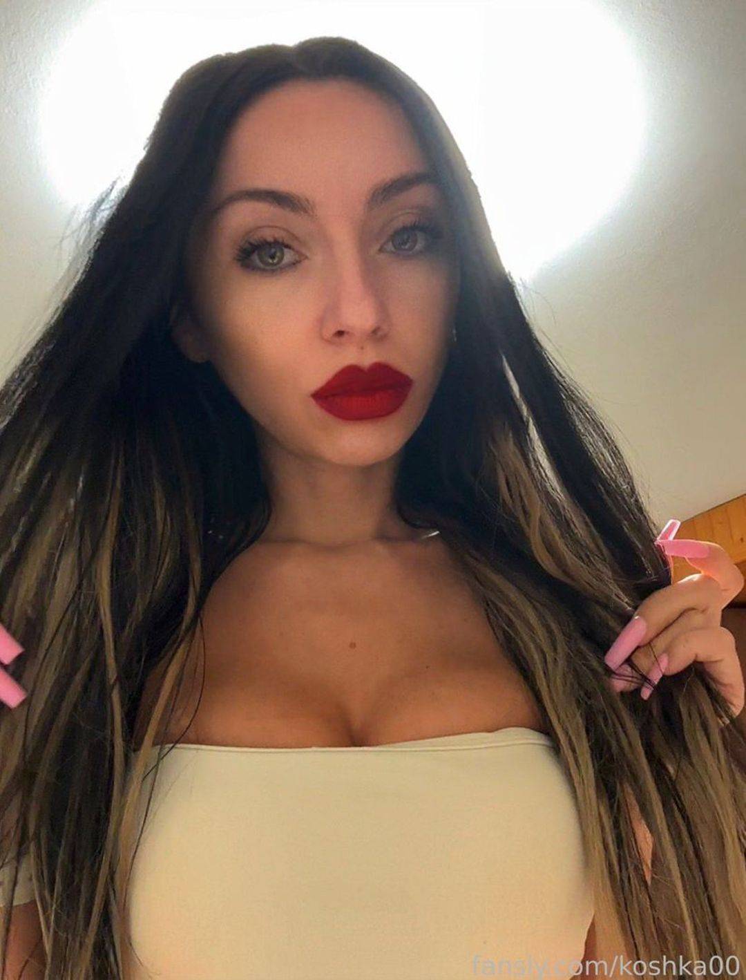 fansly koshka00 profile photo. koshka00 22