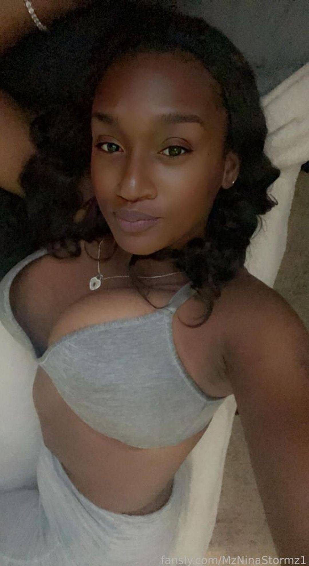 fansly MzNinaStormz1 profile photo. MzNinaStormz1 32