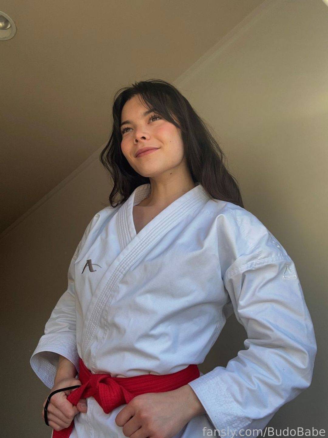fansly BudoBabe profile photo. BudoBabe 1