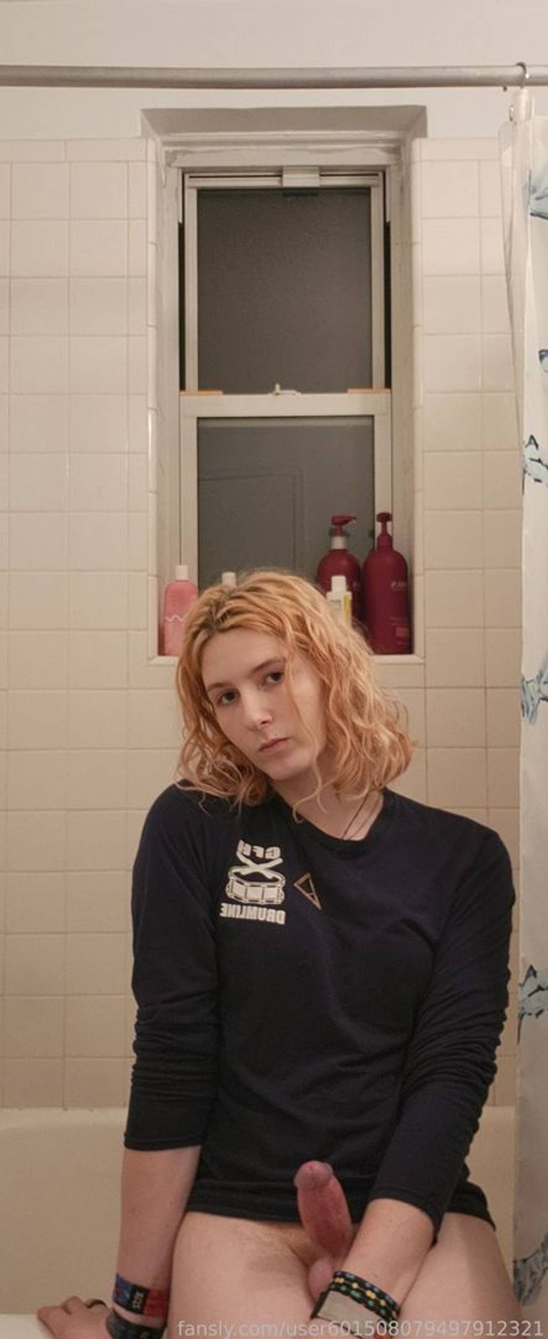 fansly LucyFromReddit profile photo. LucyFromReddit 32