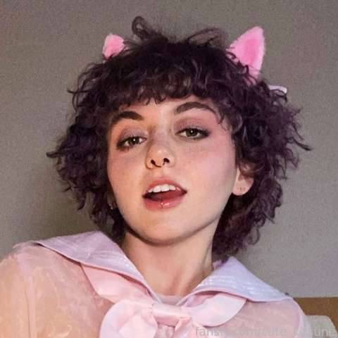fansly Kitsune 🦊♥️ profile photo. Kitsune 🦊♥️ 32
