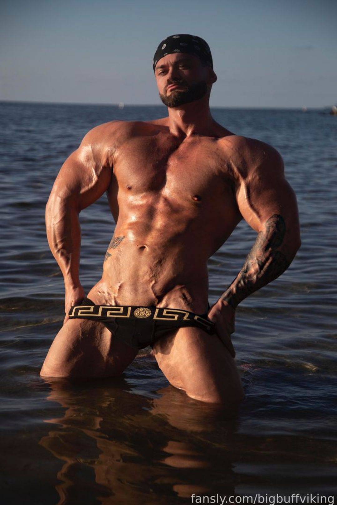 fansly bigbuffviking profile photo. bigbuffviking 34