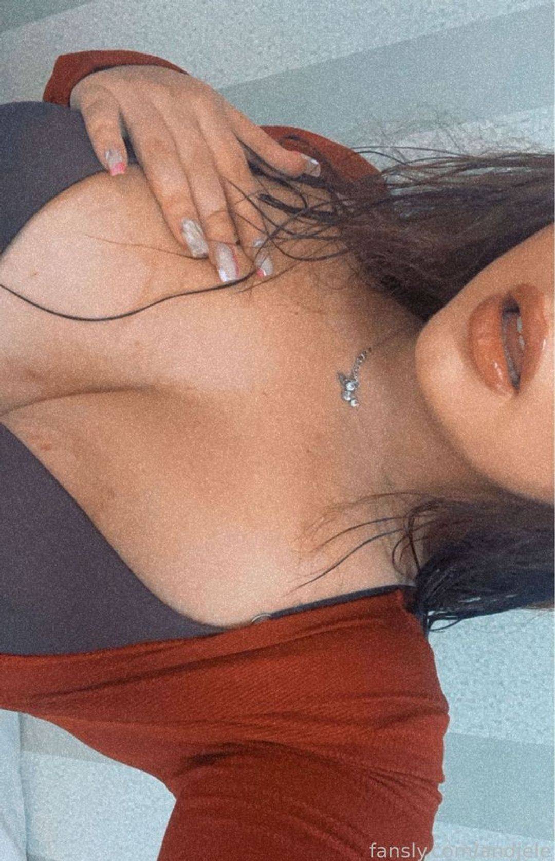 fansly andjele profile photo. andjele 34
