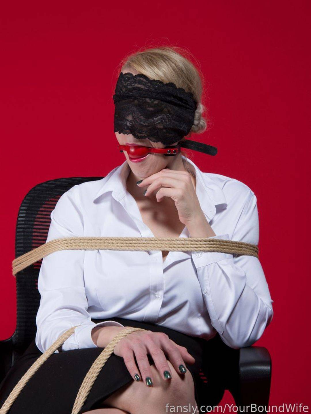 fansly YourBoundWife profile photo. YourBoundWife 11