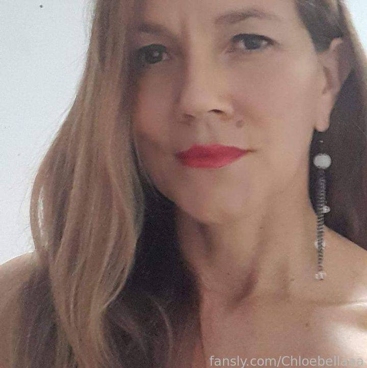 fansly Chloebellaaa profile photo. Chloebellaaa 32