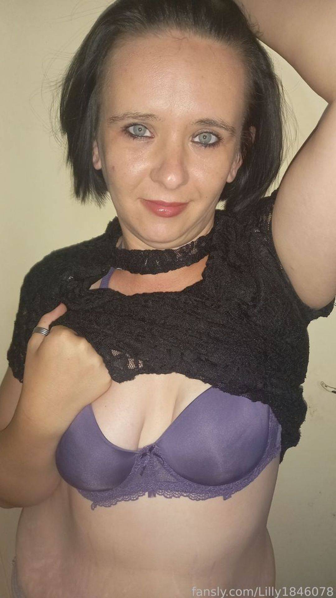 fansly Lilly1846078 profile photo. Lilly1846078 33