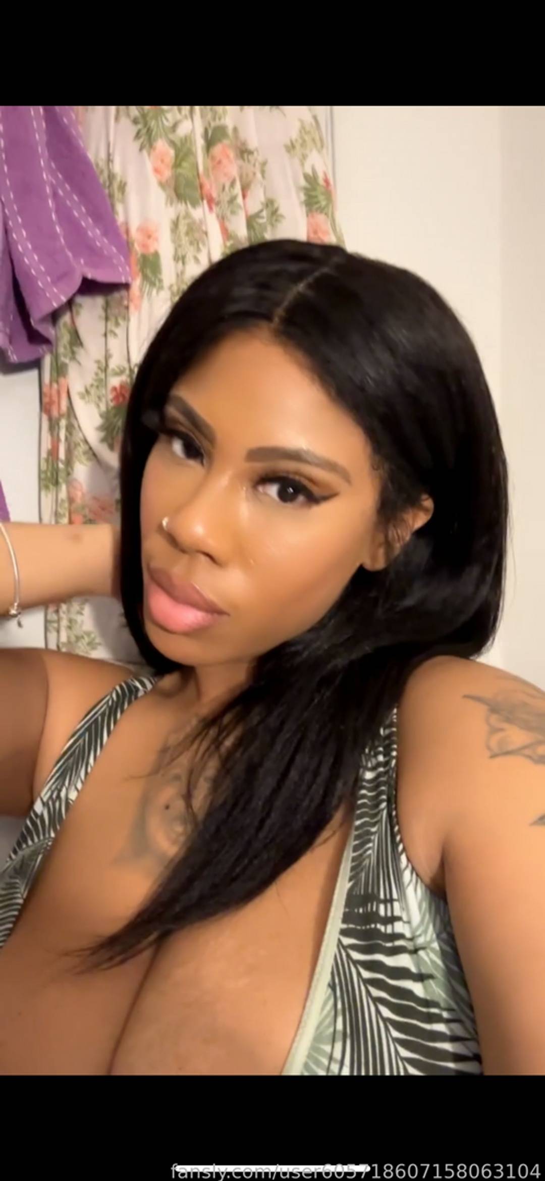 fansly GoldenGirl profile photo. GoldenGirl 13