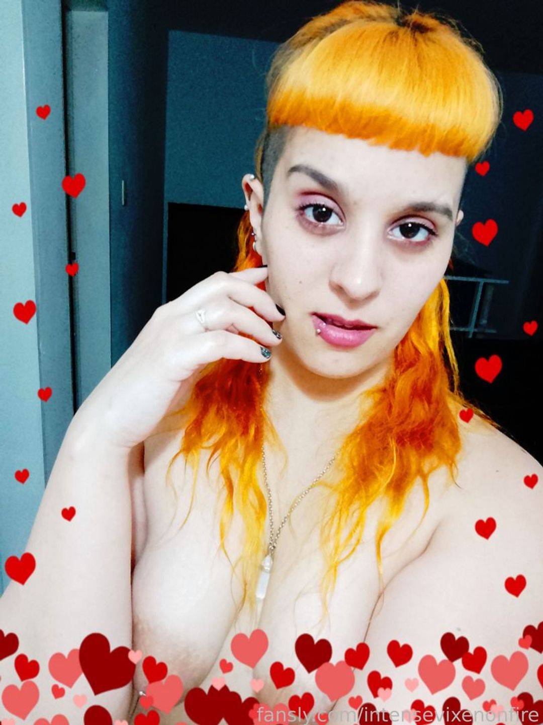 fansly intensevixenonfire profile photo. intensevixenonfire 32