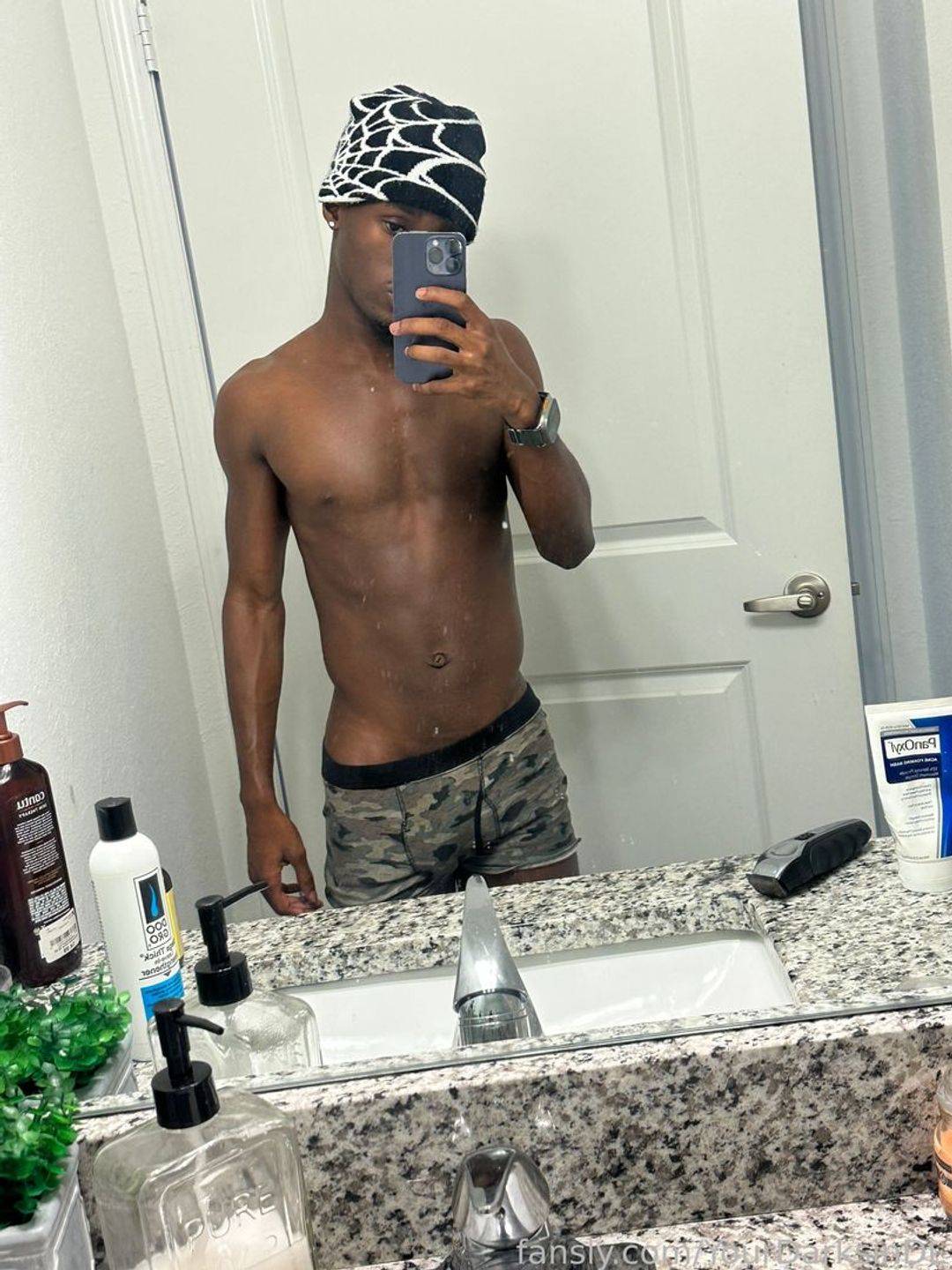 fansly YourDarksinDL profile photo. YourDarksinDL 27