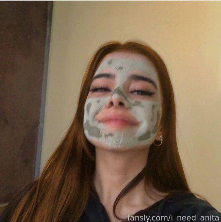 fansly princess anita profile photo. princess anita 35