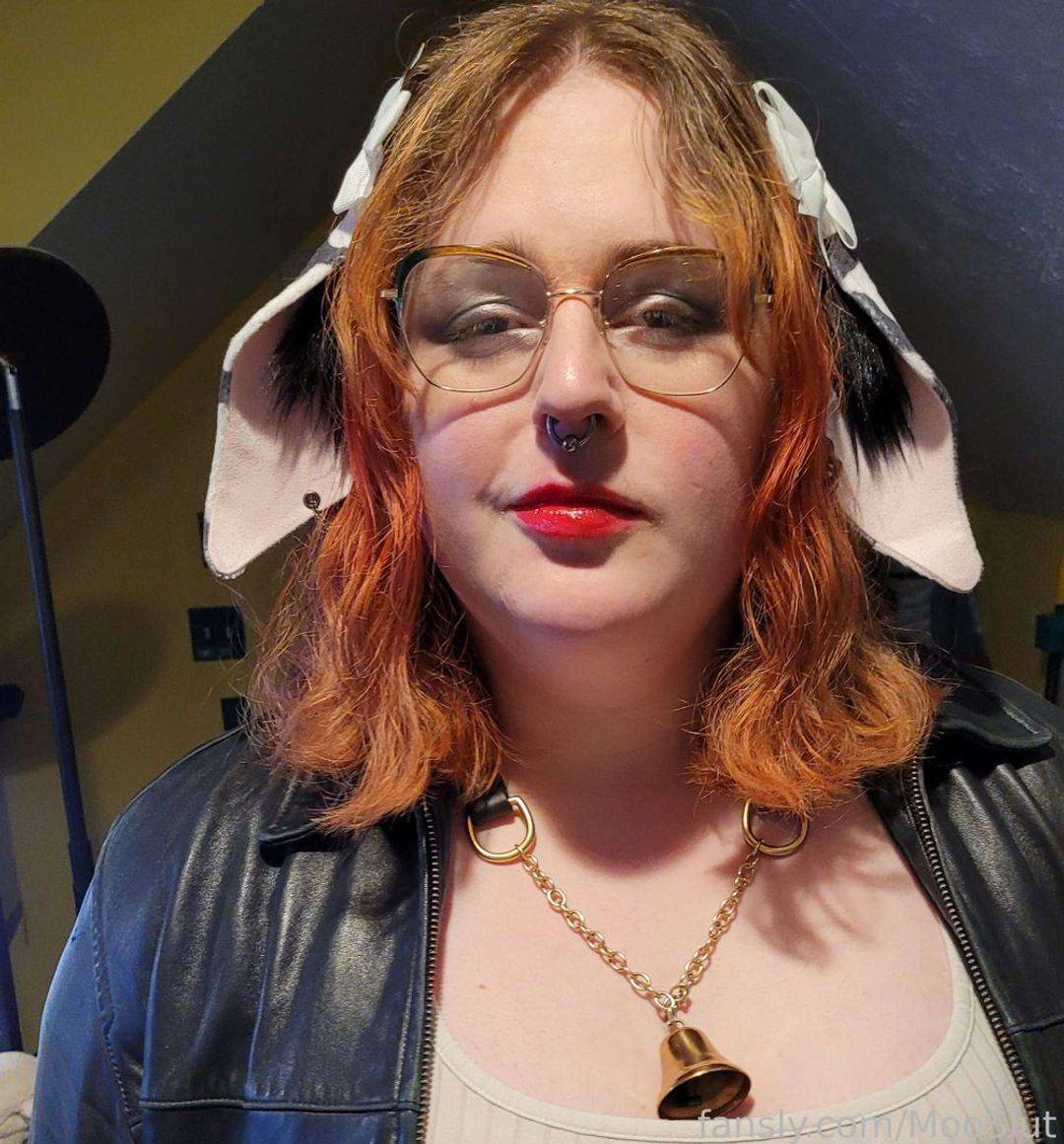 fansly MooSlut profile photo. MooSlut 22