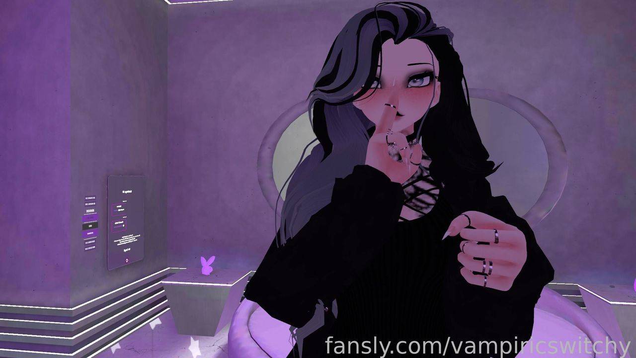 fansly Moon  profile photo. Moon  28