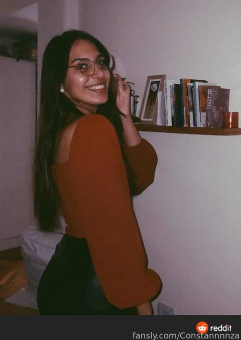 fansly Constanza  profile photo. Constanza  36